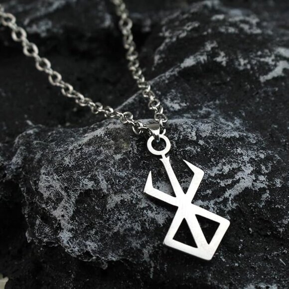 “Berserker Rune” Runic Symbol Norse Viking Animal Warrior Shapeshifter Necklace - Picture 1 of 5
